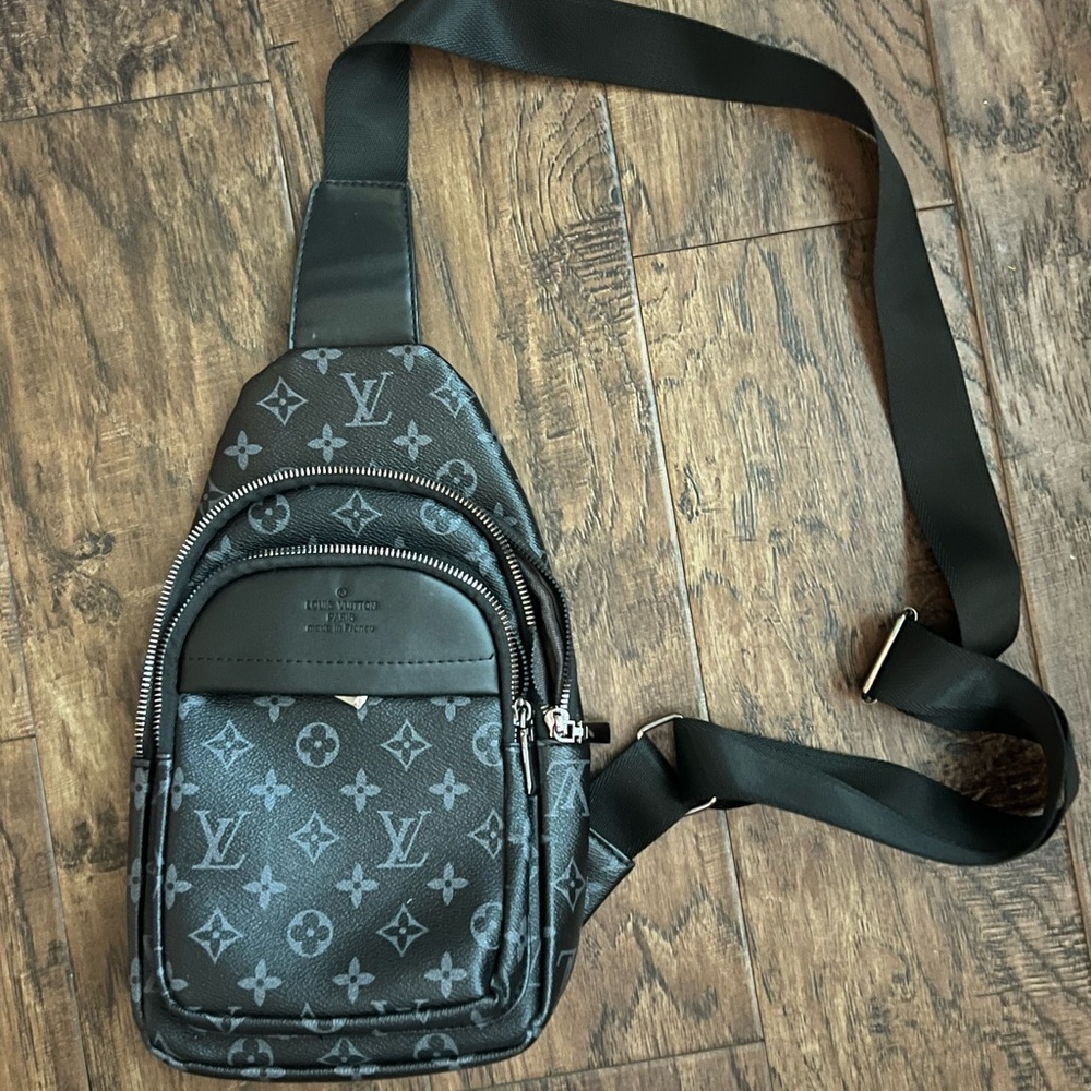 Replica Boutique Sling Bag